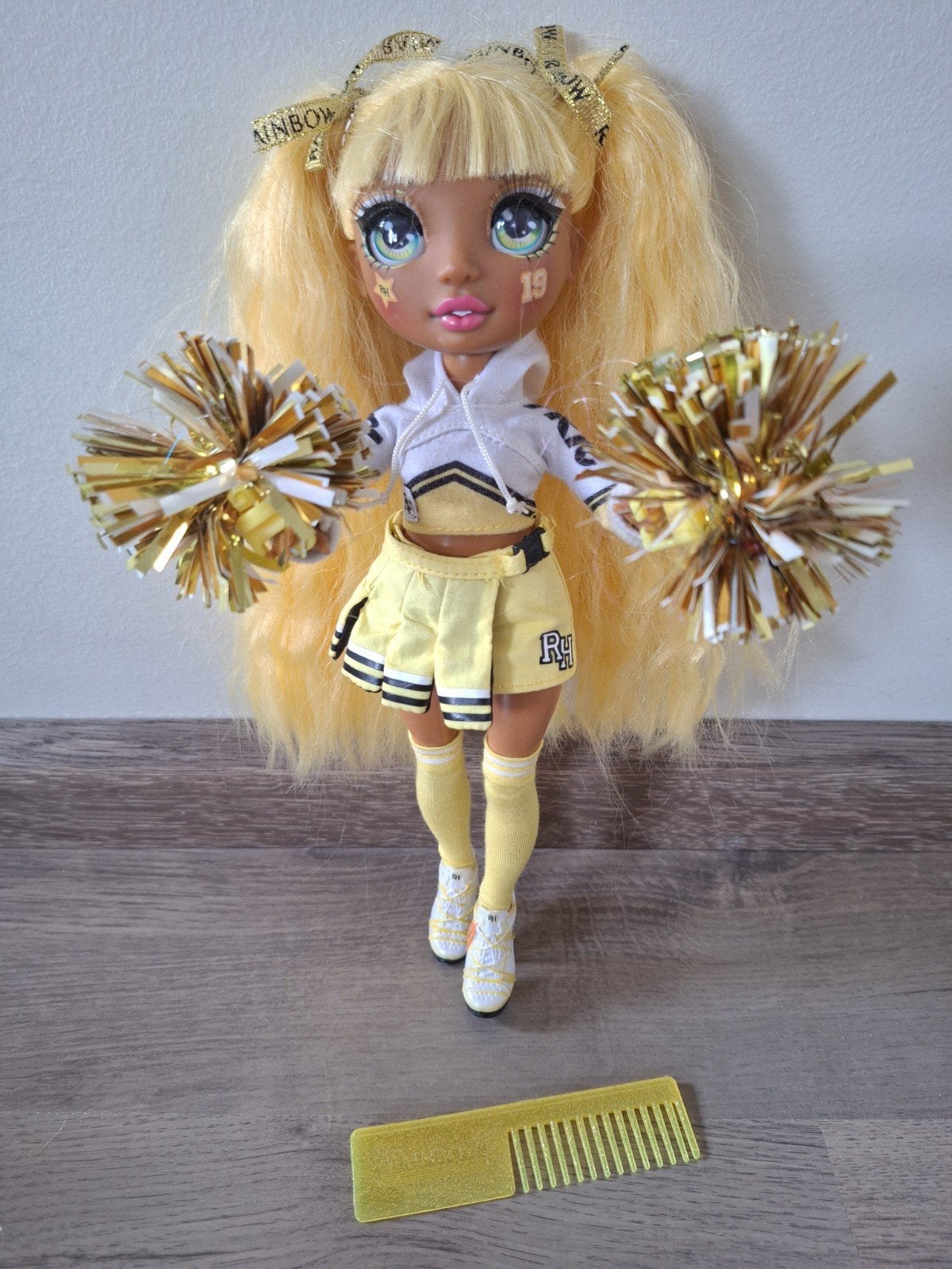 Rainbow High Cheerleader Modepop - Sunny Madison, Ophalen of Verzenden, Zo goed als nieuw, Overige typen