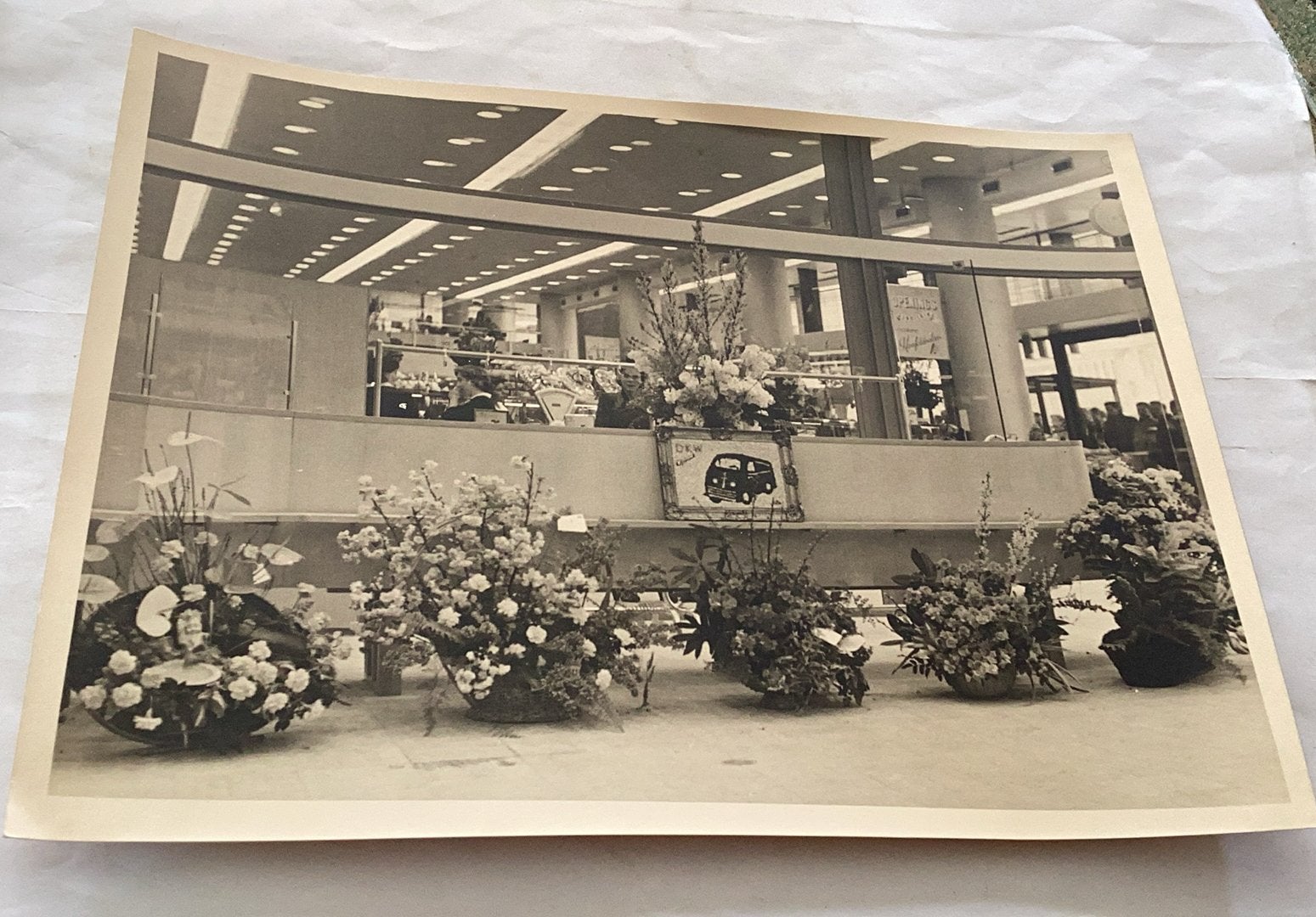 Rotterdam winkel opening met DKW auto, Ophalen of Verzenden, Voor 1940, Zo goed als nieuw, Overige onderwerpen