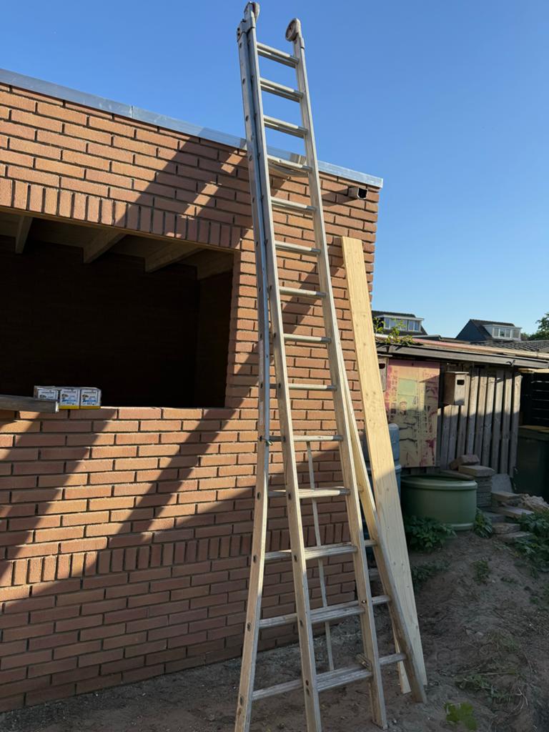 Stevige uitschuifbare ladder - Ideaal voor klussen op hoogte, Ophalen, Gebruikt, Ladder, Opvouwbaar of Inschuifbaar