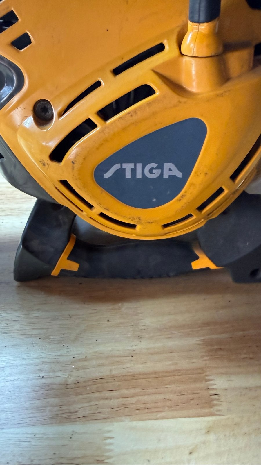 Stiga bladblazer - start wel, blijft niet lopen, Tuin en Terras, Ophalen, Gebruikt, Benzine, Handgedragen
