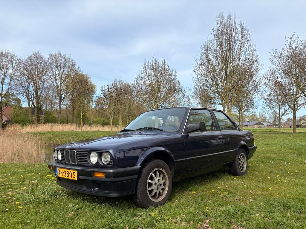 BMW 316, E30 1.6 Injectie U9 1989 Blauw, Auto's, 1596 cc, 4 cilinders, Blauw, 1200 kg