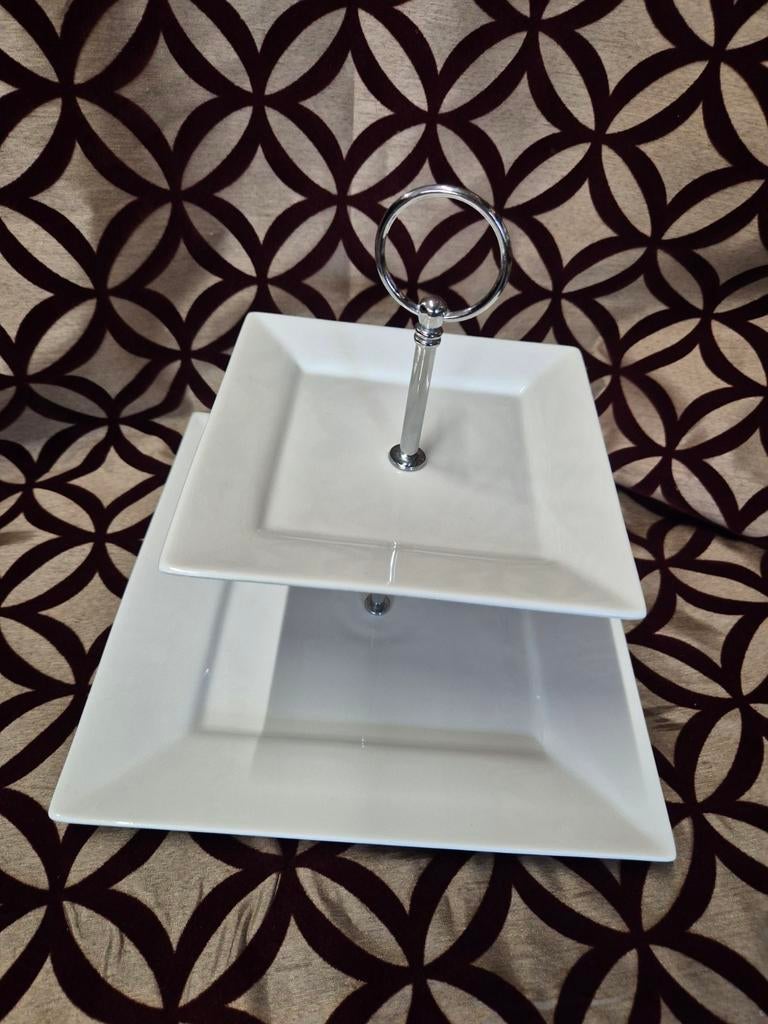 Elegante 2-laags etagère - wit porselein, vierkant, Ophalen of Verzenden, Zo goed als nieuw, X, X