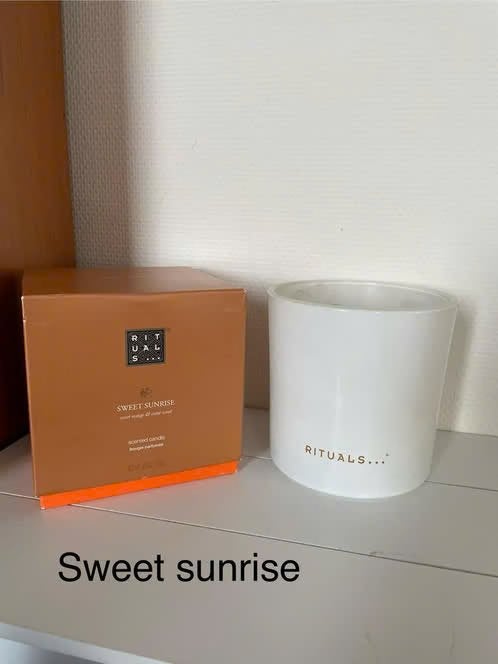 Rituals sweet sunrise happy Buddha geurkaars xl 1000 gram, Ophalen of Verzenden, Zo goed als nieuw, Kaars, Crème