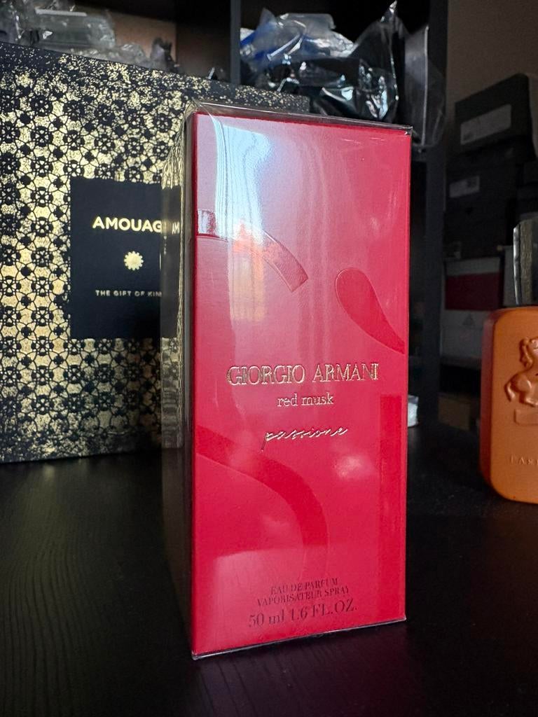 Armani Si Passione Red Musk, Ophalen of Verzenden, Zo goed als nieuw