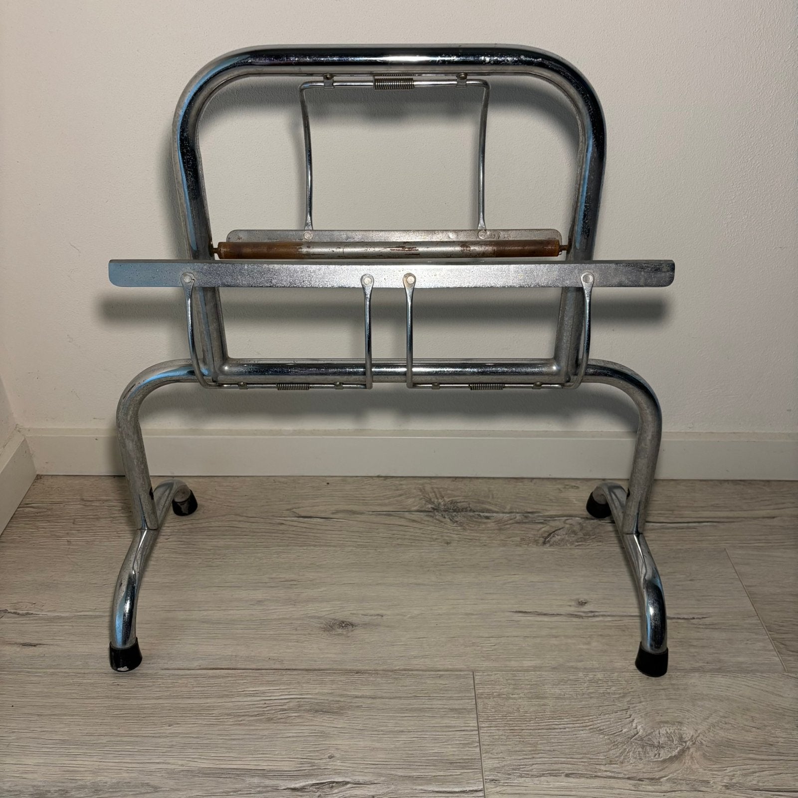 Vintage metalen papierrolhouder / afrolhouder met snijmes, Ophalen of Verzenden