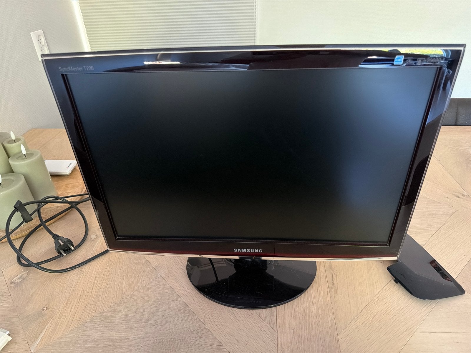 Samsung SyncMaster T220 Monitor - 2ms reactietijd, Computers en Software, Monitoren, Gebruikt, 60 Hz of minder, DVI, Kantelbaar