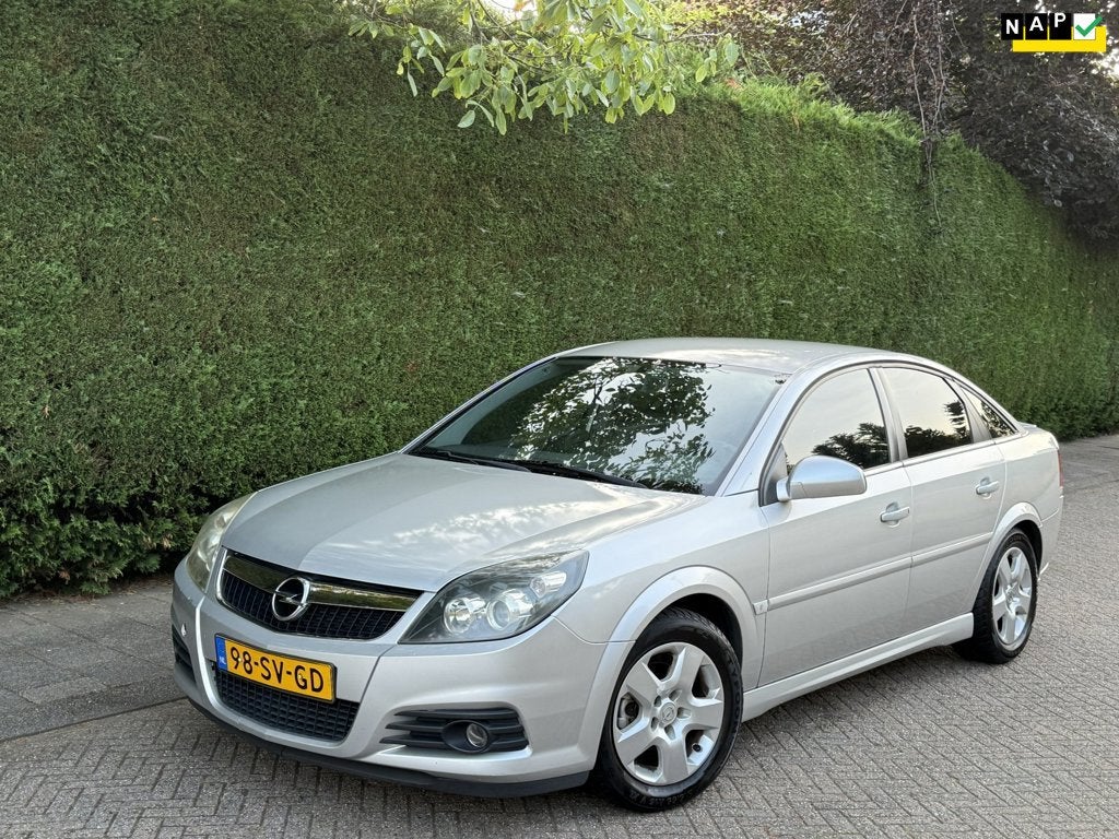 Opel Vectra GTS 1.8-16V / Airco/ PDC/ Elek.Ram/ APK FEB 27, Auto's, Opel, Voorwielaandrijving, Stof, Gebruikt, Zwart