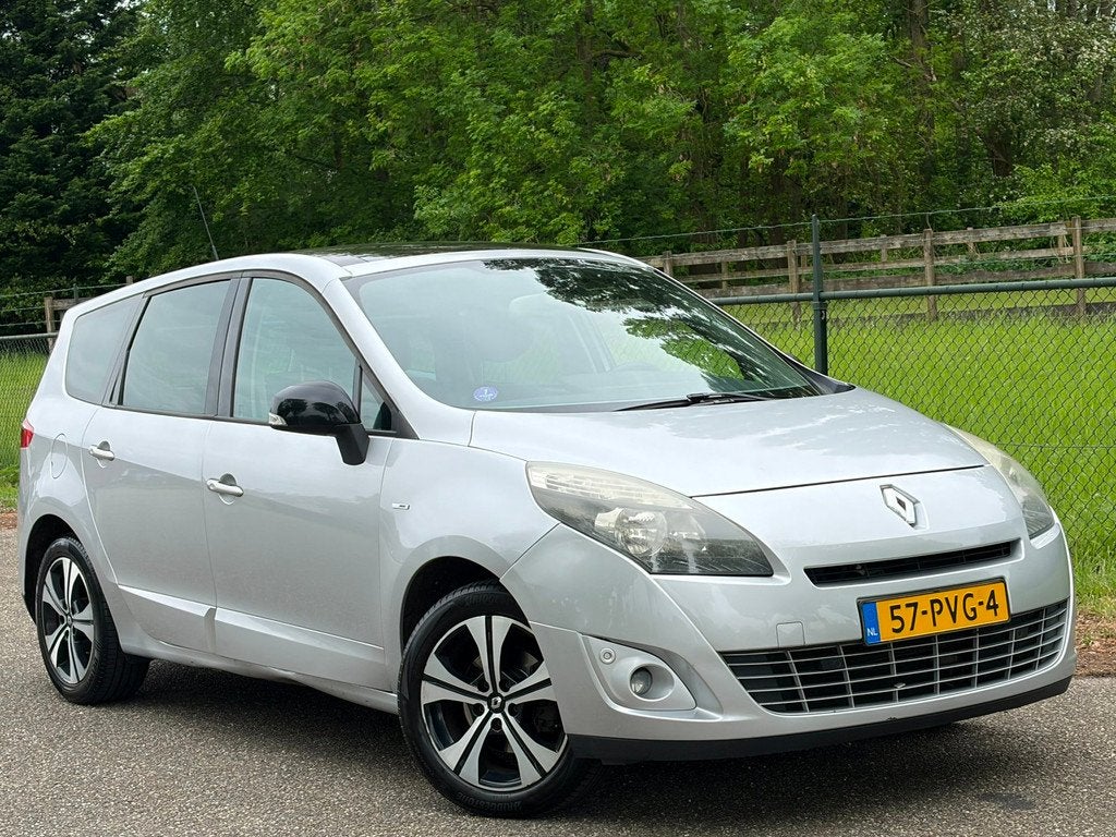 Renault Grand Scénic 2.0 Bose /Automaat/Pano/Navi/Camera/, Auto's, Renault, Euro 5, Gebruikt, 4 cilinders, Origineel Nederlands