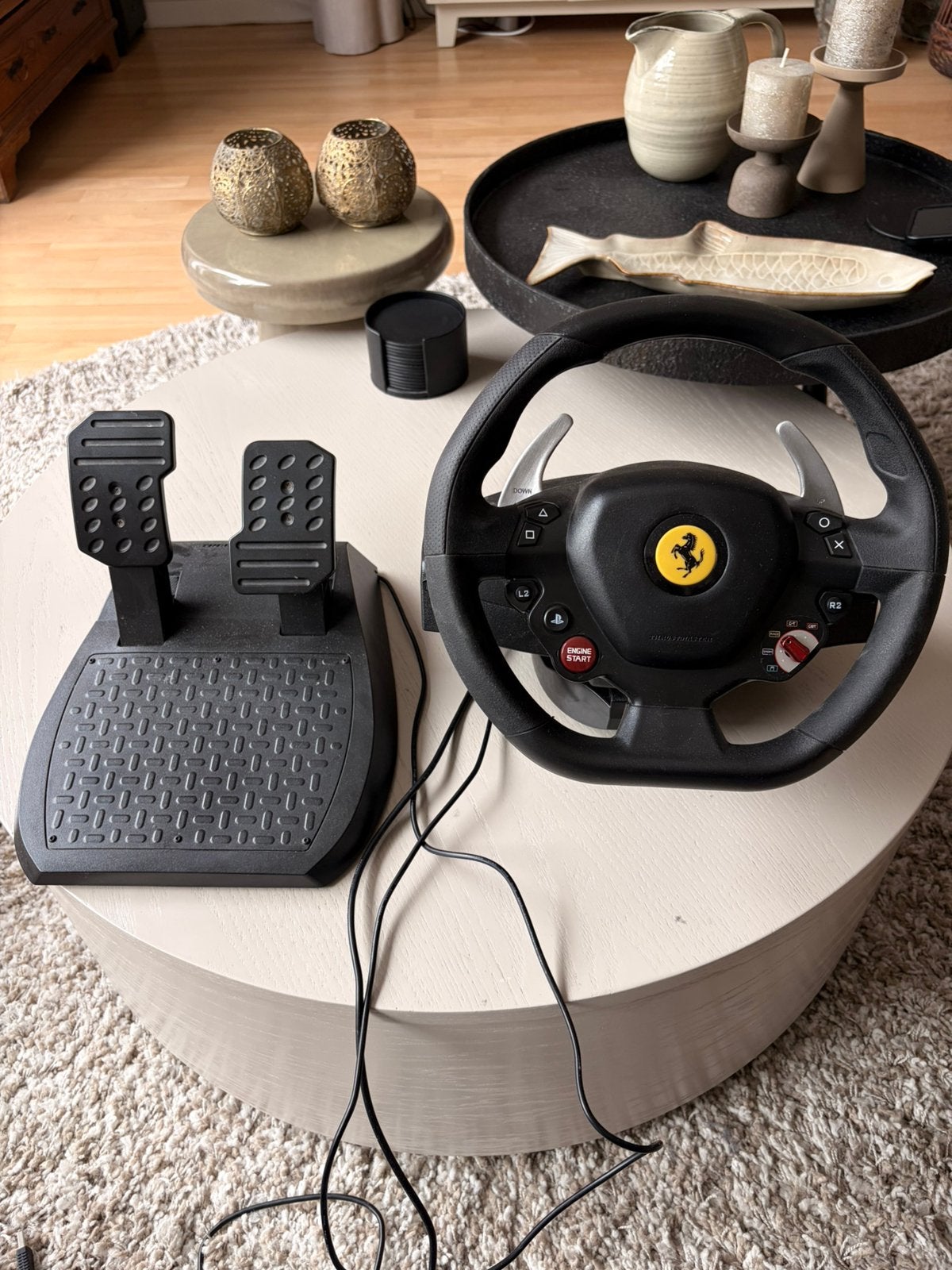 Thrustmaster T80 Ferrari 488 GTB Stuur + Pedalen (PS5/PS4/PC, Ophalen, Zo goed als nieuw, PlayStation 5
