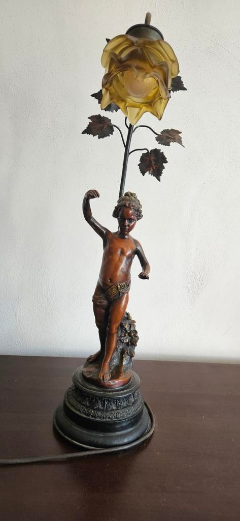 Art nouveau lamp, Ophalen