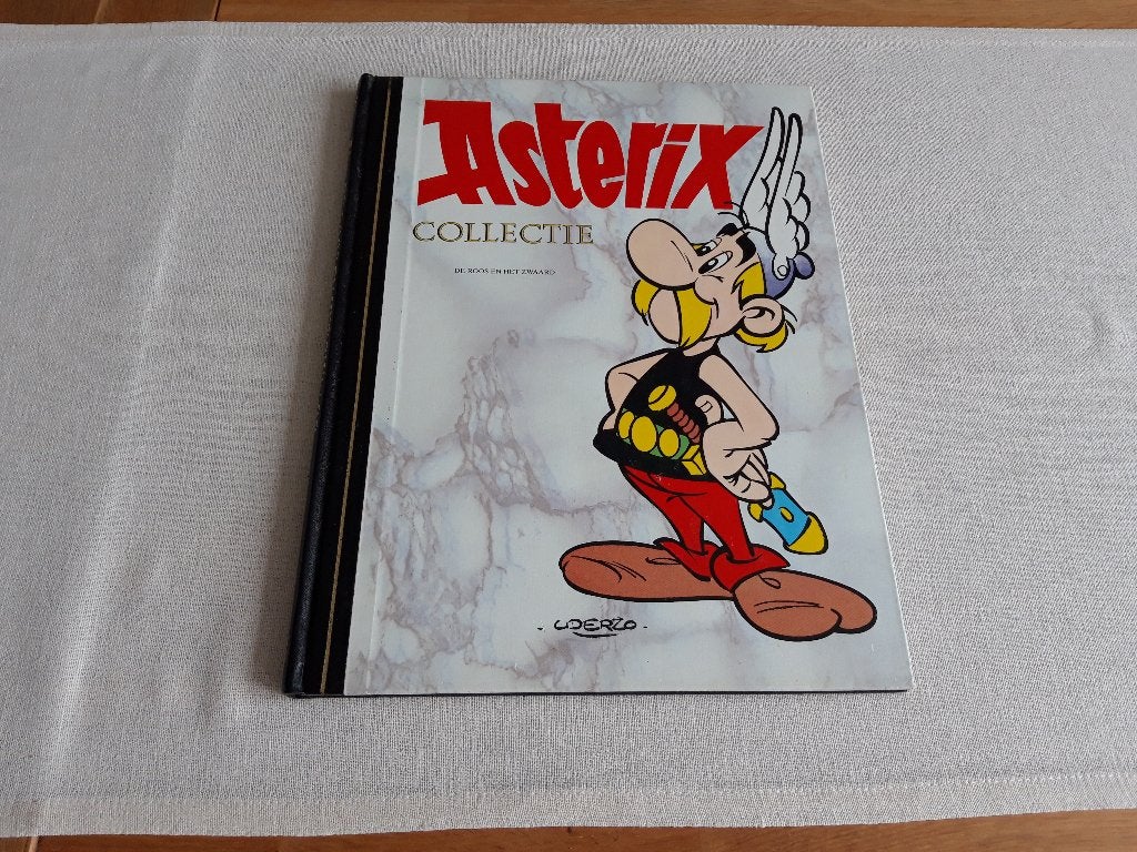 Asterix Collectie Lekturama - De roos en het zwaard, Boeken, Eén stripboek, Ophalen of Verzenden, Gelezen