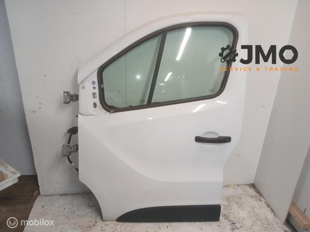 Portier linksvoor  wit 5-deurs Opel Vivaro  2014-2022, Gebruikt, Deur, Ophalen of Verzenden