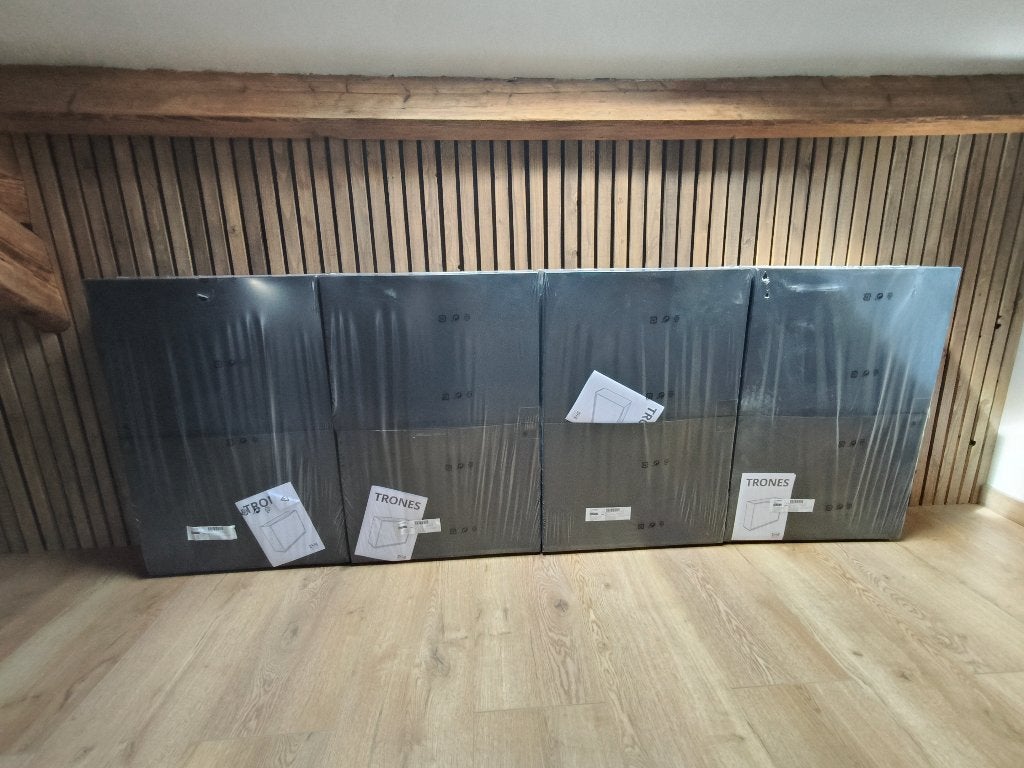Ikea trones (NIEUW), Ophalen, Nieuw