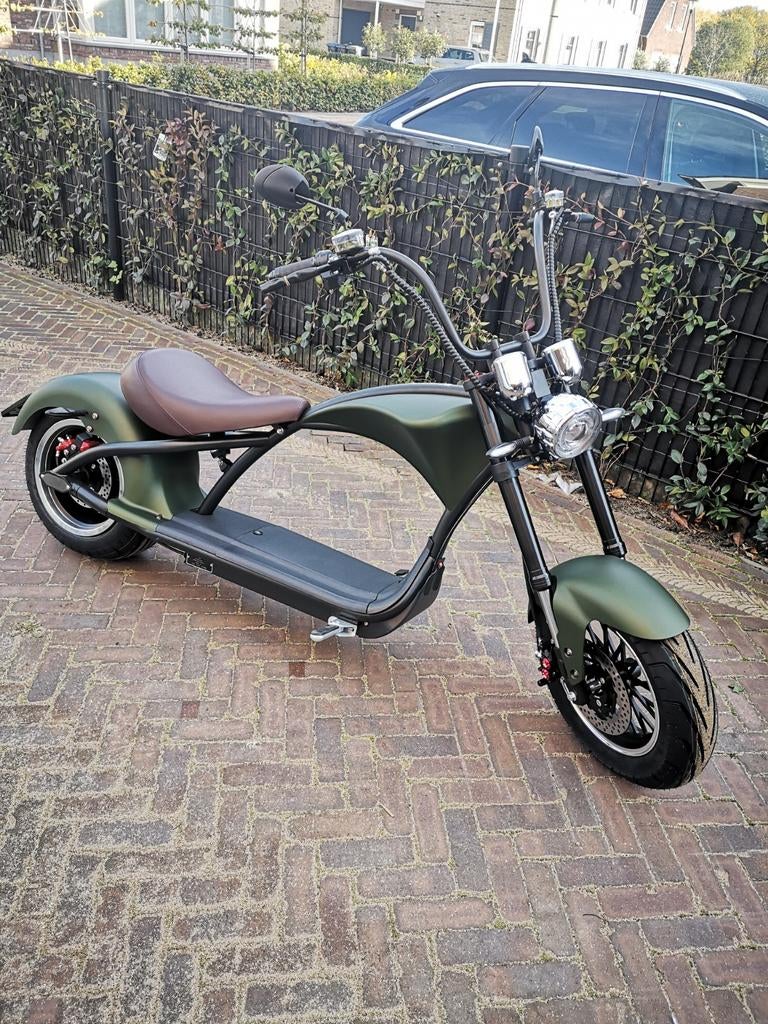 E-chopper 60V 20Ah | 2630 km | Mat groen | Incl. ART4 slot, Fietsen en Brommers, Snorfietsen en Snorscooters, Ophalen, Gebruikt