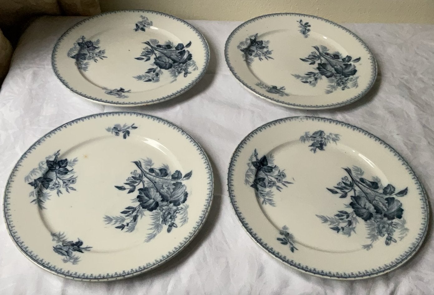 Acht antieke Franse borden Sarreguemines 1880-1900, Ophalen of Verzenden