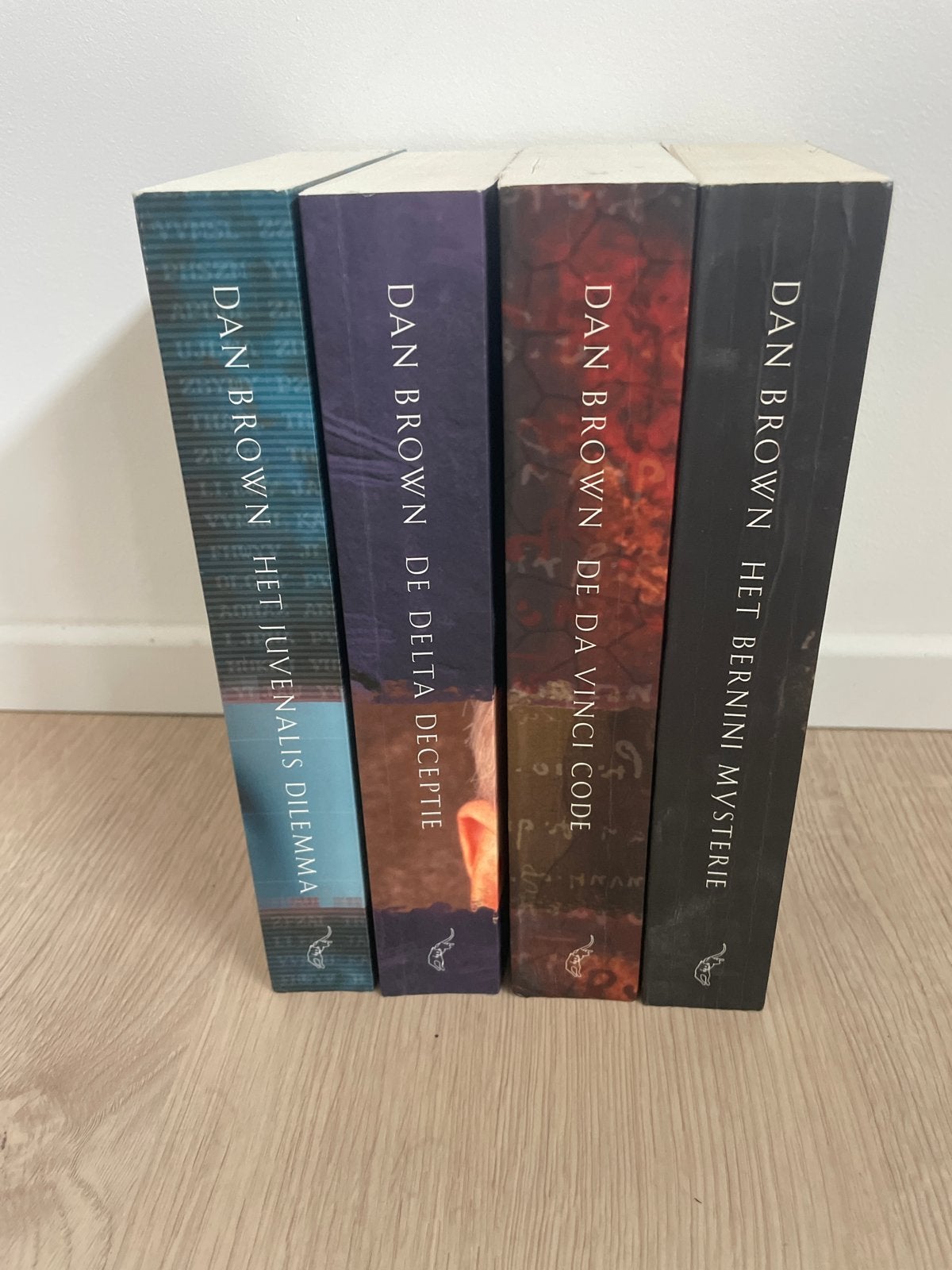Dan Brown Boeken Set: Het Bernini Mysterie, De Da Vinci Code, Ophalen of Verzenden, Gelezen, Nederland