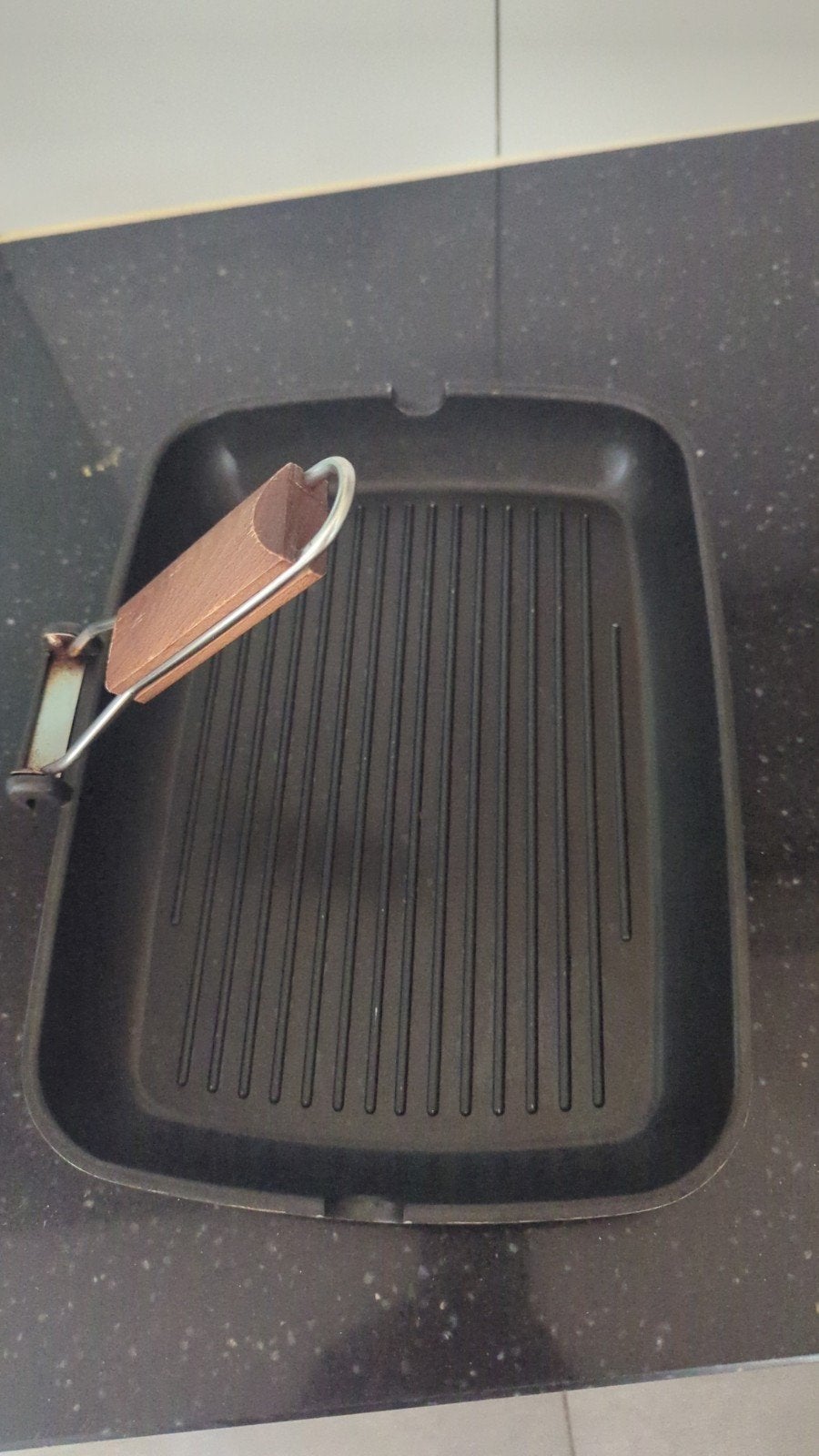 Gebruikte grillpan met inklapbaar handvat, Ophalen, Gebruikt, Antiaanbaklaag, Gietijzer