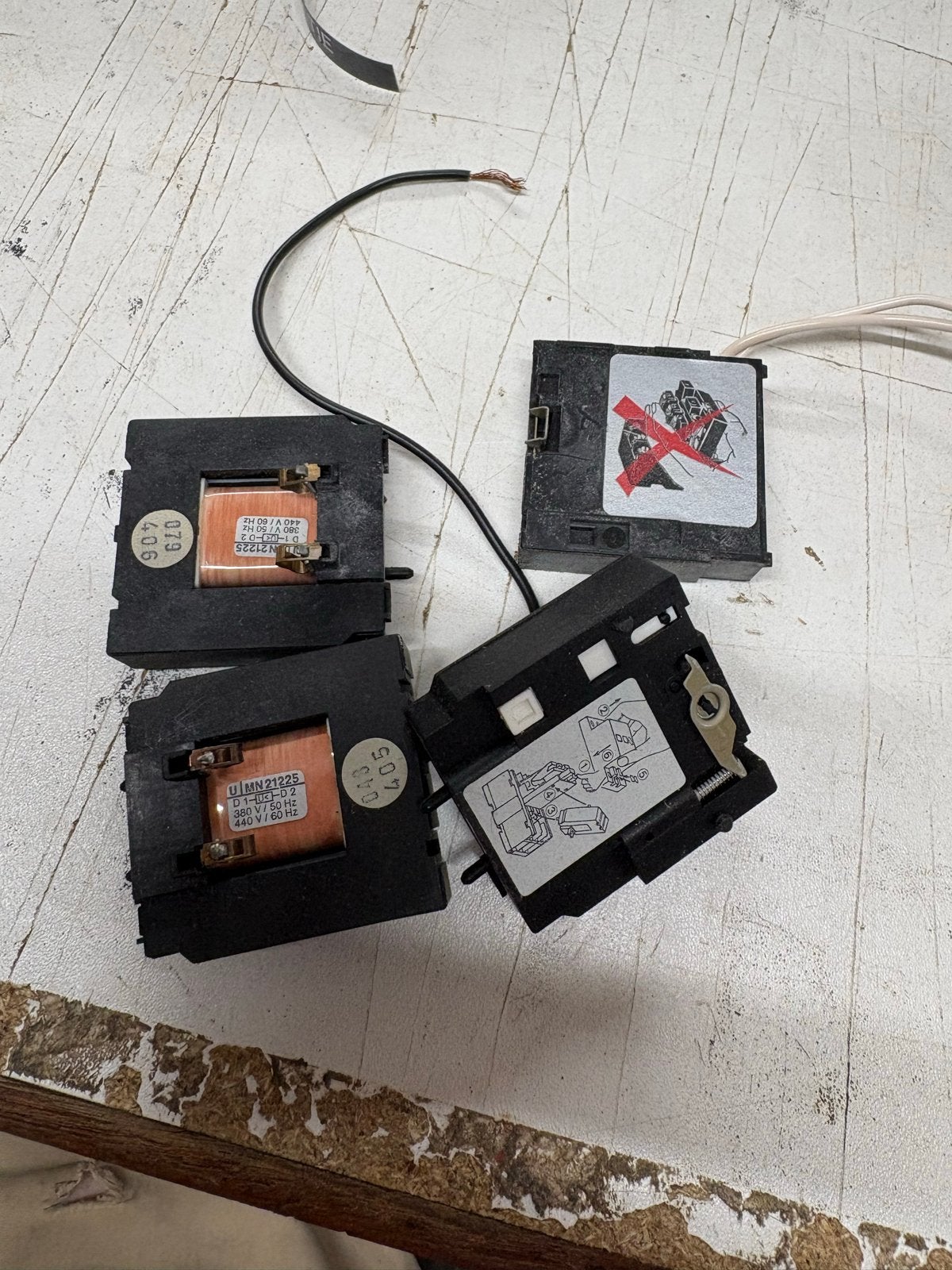 4 x spanningsspoel.  Klockner-Moeller, Ophalen, Elektriciteit, Zo goed als nieuw, X