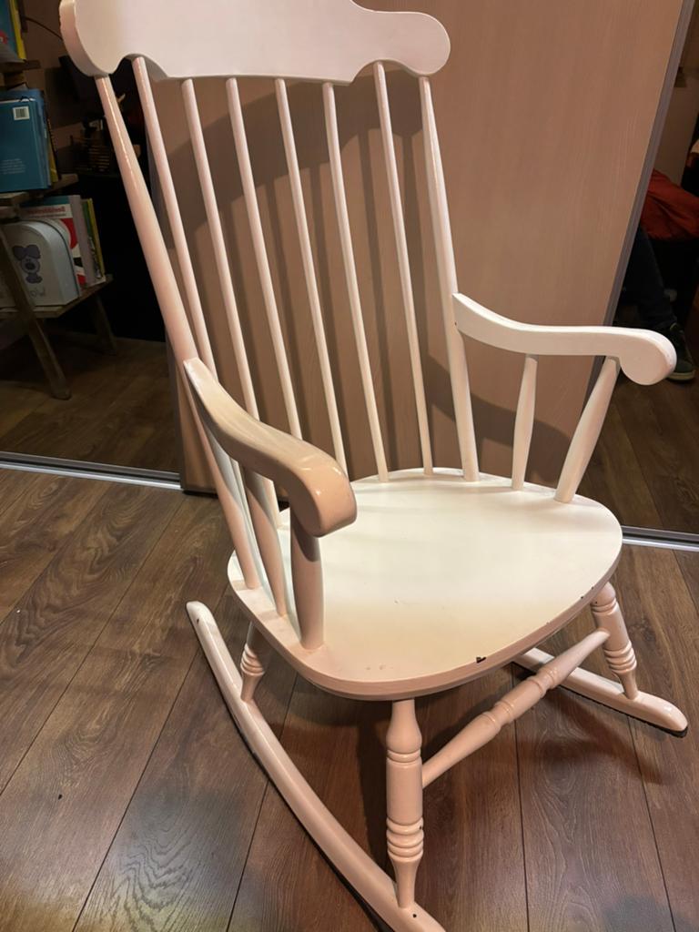 Witte houten schommelstoel, Ophalen of Verzenden