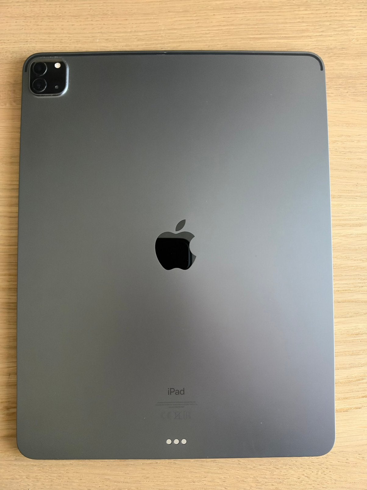 iPad Pro 12,9 - 2021 - 256GB – defect scherm, voor reparatie, Computers en Software, Ophalen of Verzenden, Zo goed als nieuw, Apple iPad