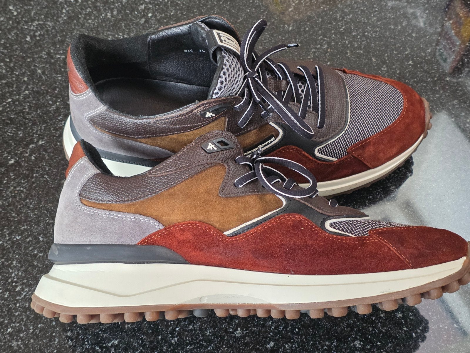 Floris van Bommel sneakers - Maat 8,5 - Zo goed als nieuw, Verzenden, Zo goed als nieuw, Floris van Bommel, Sneakers of Gympen