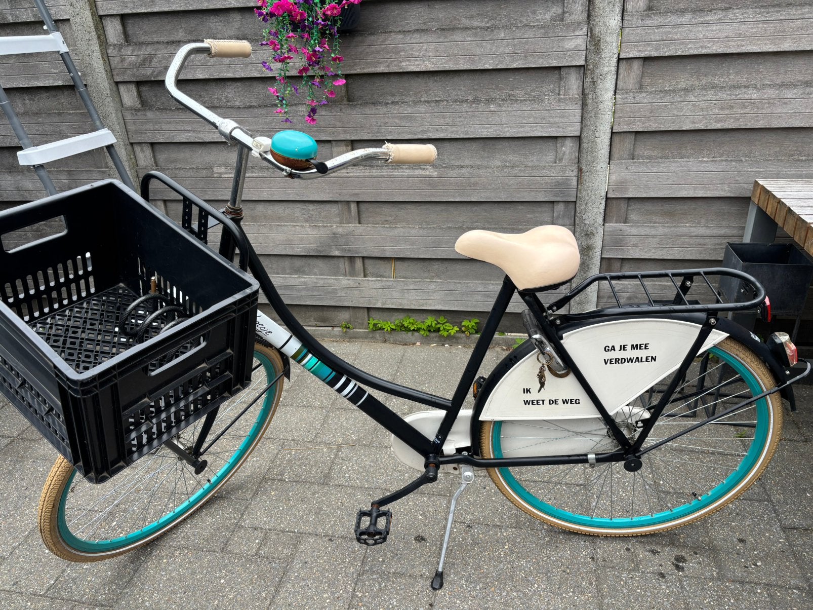 Damesfiets omafiets loesje 28 inch, Ophalen, Gebruikt, Terugtraprem, Versnellingen