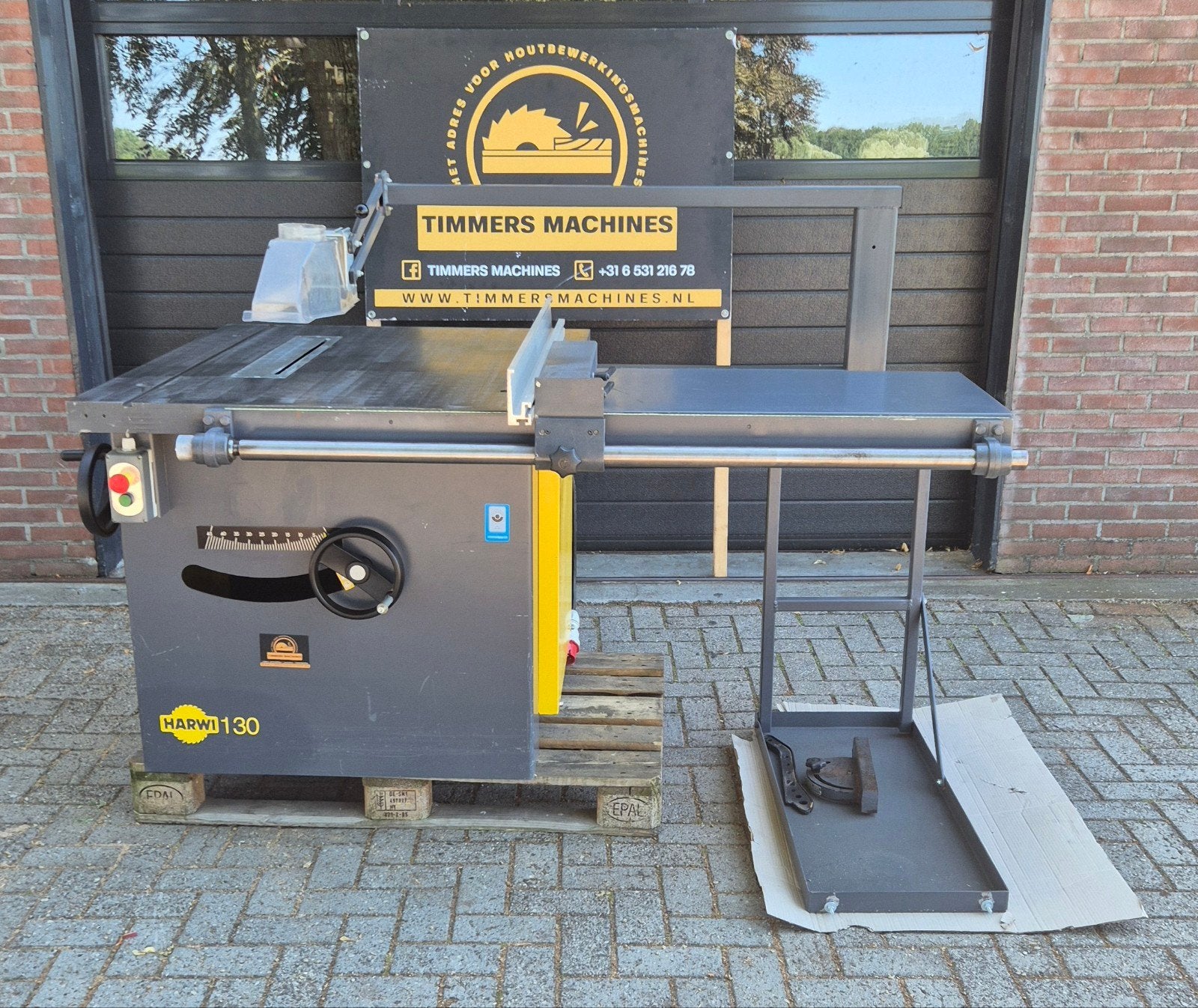 Harwi 130 zaagrafel CE geremd verbreed noodstop uitvoertafel, Ophalen of Verzenden, 1200 watt of meer, Afkortzaag, 70 mm of meer