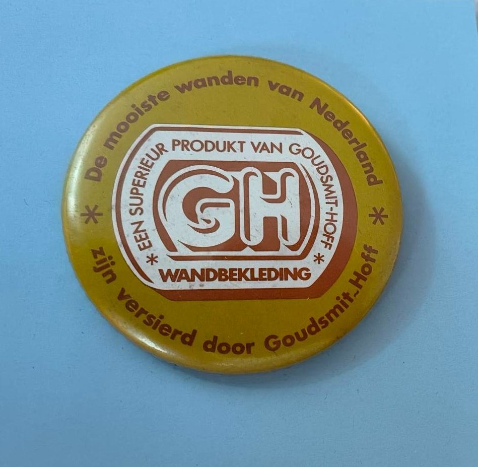Button Goudsmit-Hoff wandbekleding, Ophalen of Verzenden, Zo goed als nieuw, Overige onderwerpen, Button