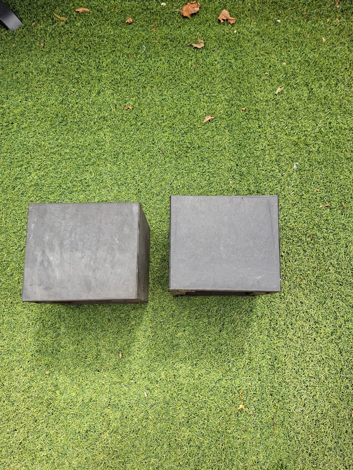 Zwarte kunststof bloempotten, 2 stuks, 12L, 25 tot 40 cm, Kunststof, Gebruikt, Vierkant