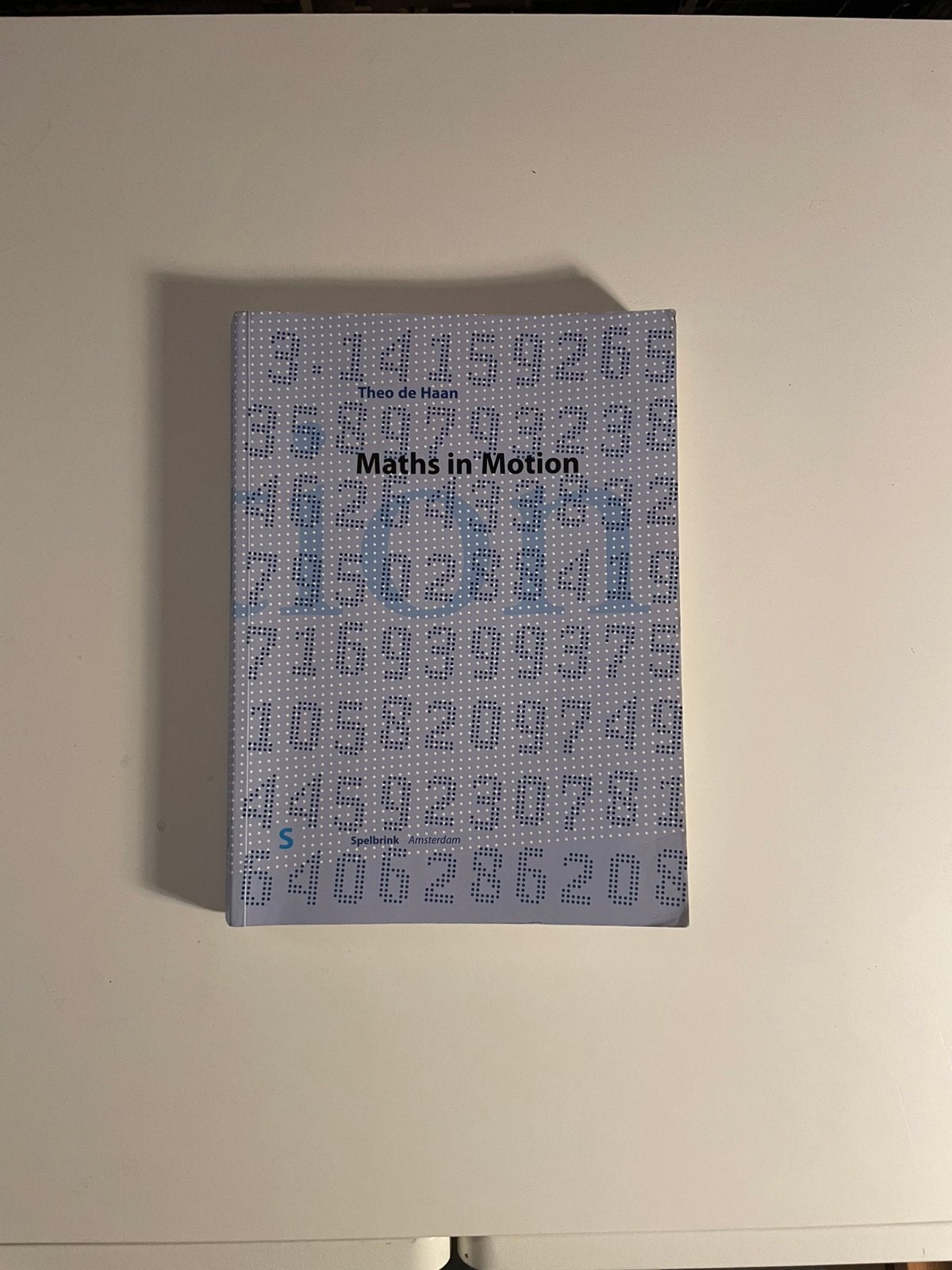 Theo de Haan - Maths in motion, Ophalen, Theo de Haan, Engels, Zo goed als nieuw