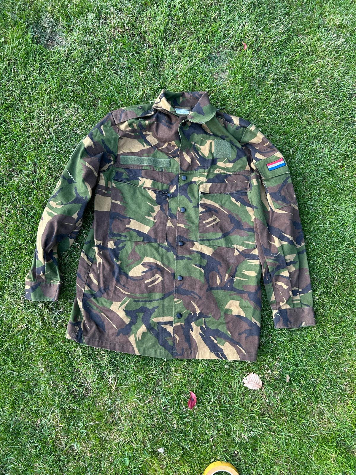 Mooie Woodland Jas in goede staat, Verzamelen, Ophalen of Verzenden, Landmacht, Nederland, Kleding of Schoenen