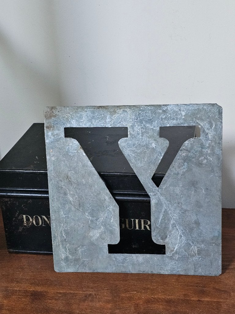 Groot oud zinken lettersjabloon alfabet LETTER 'Y' 26X26cm, Ophalen of Verzenden