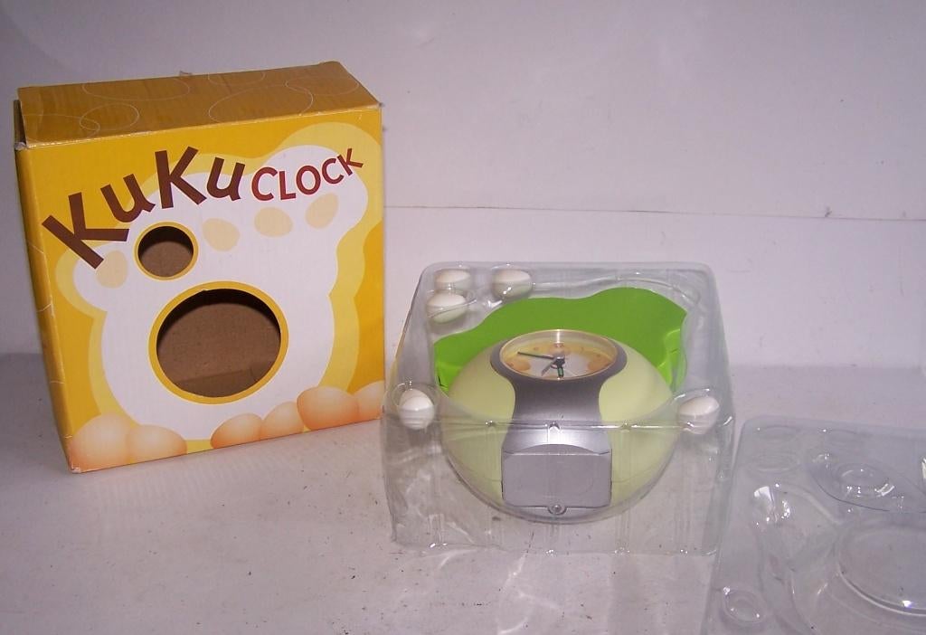 KuKuclock wekker met eitjes en kraaigeluid. Nieuw in doos., Ophalen of Verzenden, Nieuw, Analoog, Wekker of Tafelklok