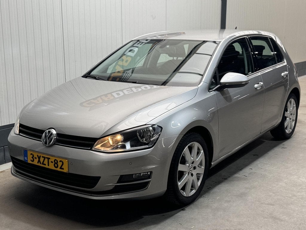 Volkswagen Golf 1.2 TSI Highline Nette Wagen 4 Deurs, Voorwielaandrijving, Euro 5, Gebruikt, Zwart