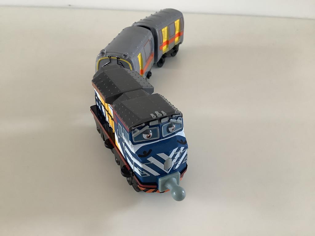 Tomy Ludorum trein met dubbele aanhanger uit 2013, Ophalen of Verzenden, Gebruikt