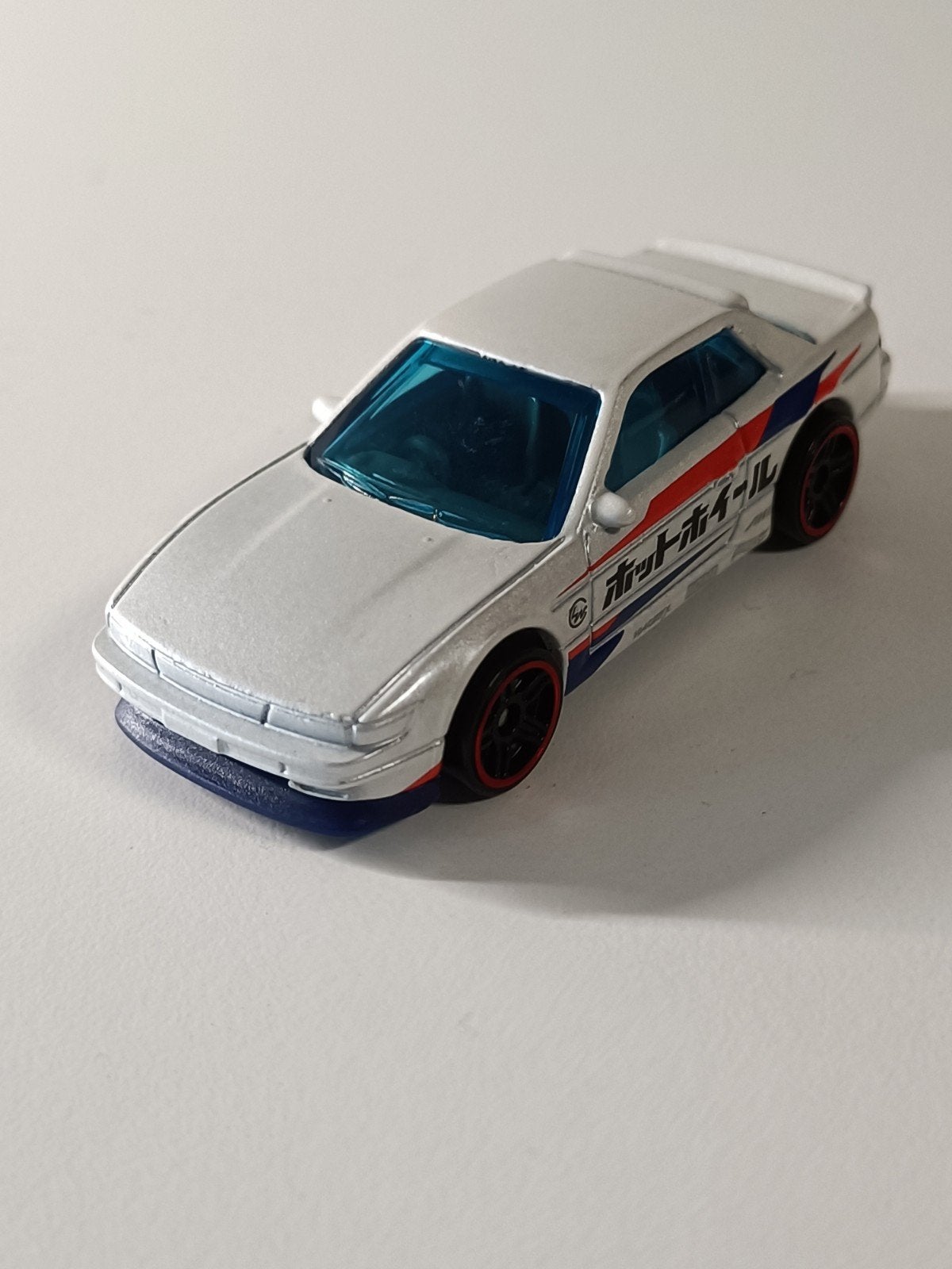 Hot Wheels Nissan Silvia (S13) - Wit met blauwe ramen, Ophalen of Verzenden, Zo goed als nieuw, Auto