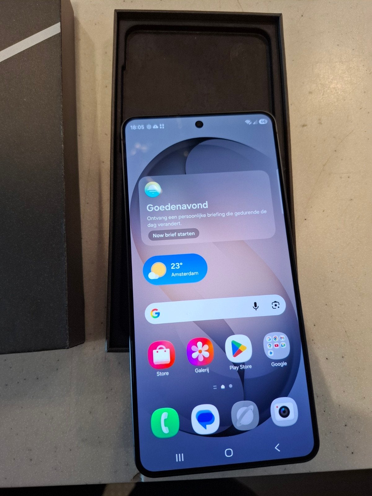 Samsung s26 plus 256gb Compleet met toebehoren
Samsung s26 p, Telecommunicatie, Mobiele telefoons | Samsung, Galaxy S24, Zwart