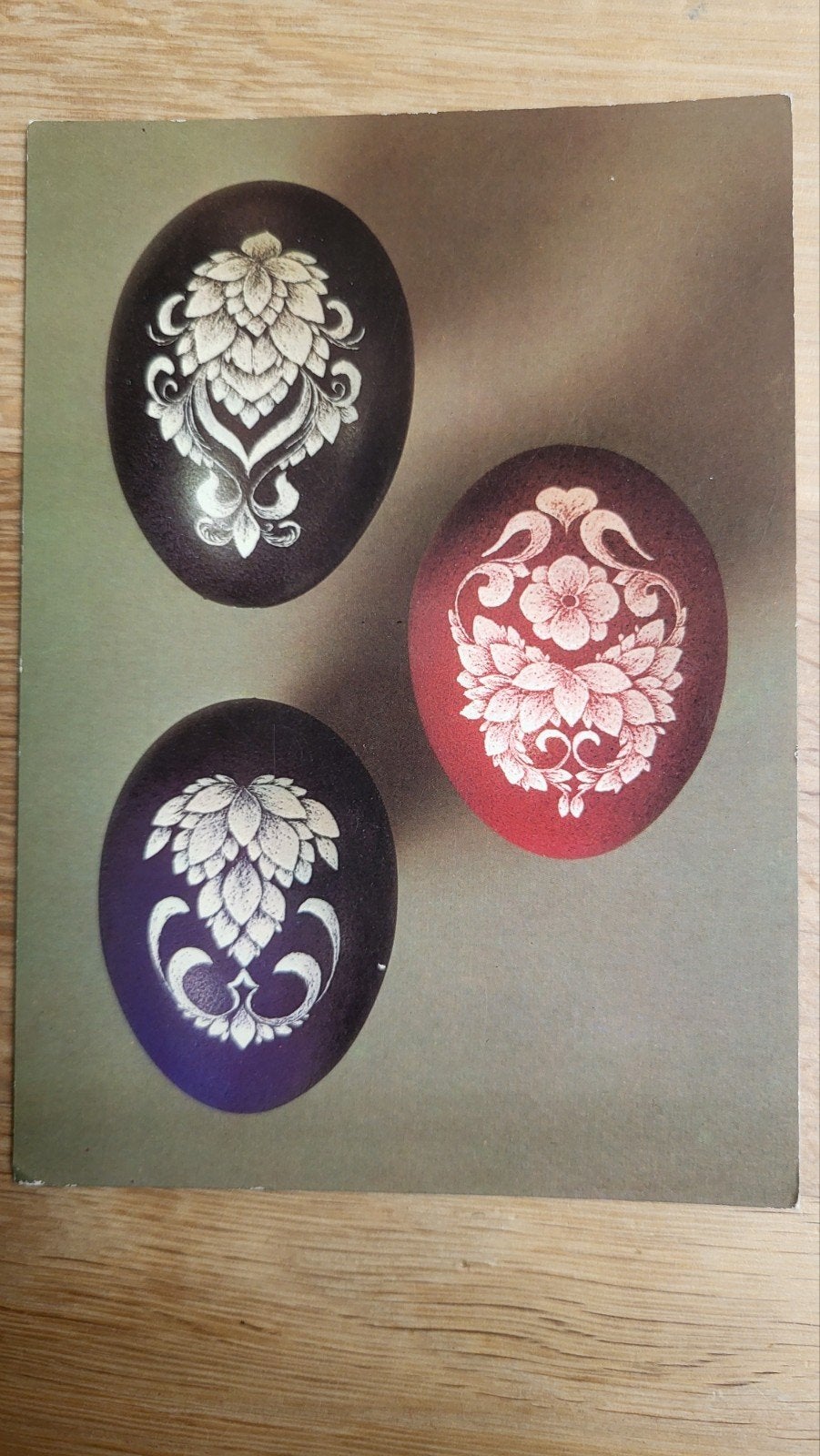 Vintage Ansichtkaart: Drie Paaseieren (Kratz-Techniek), Ophalen of Verzenden, 1960 tot 1980, Gelopen, Overig Europa