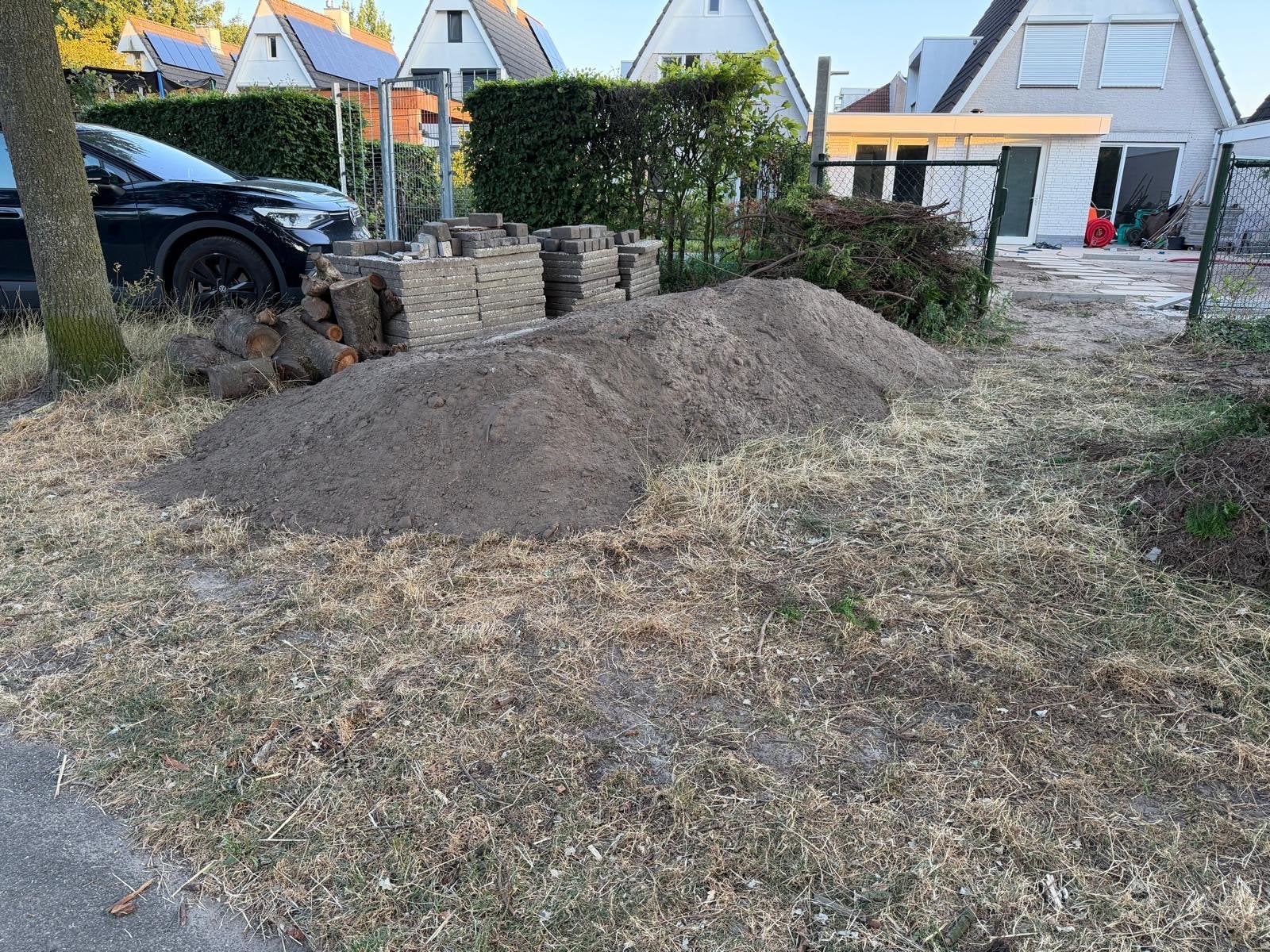 Zwarte grond / Tuinaarde +/- 3,5 m3, Ophalen, Gebruikt, Overige typen
