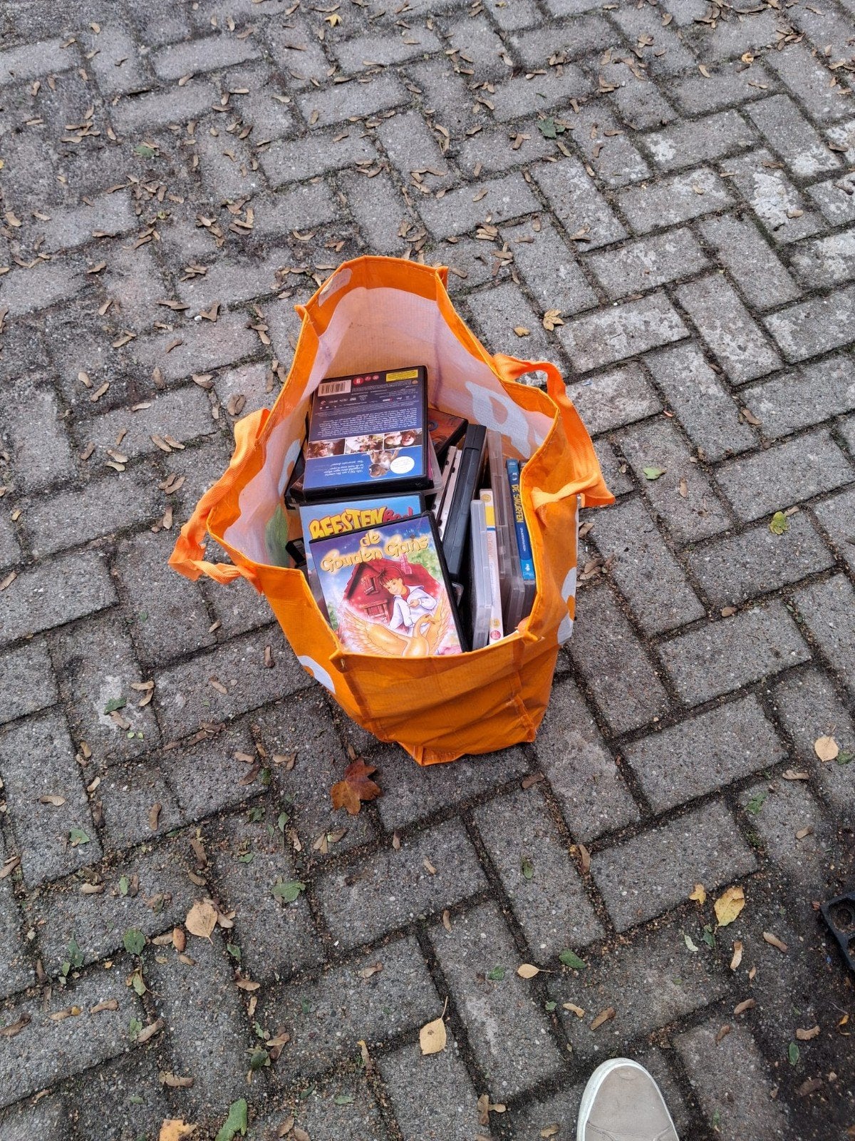 Grote verzameling dvd's in Coop tas, Cd's en Dvd's, Alle leeftijden, Ophalen, Gebruikt