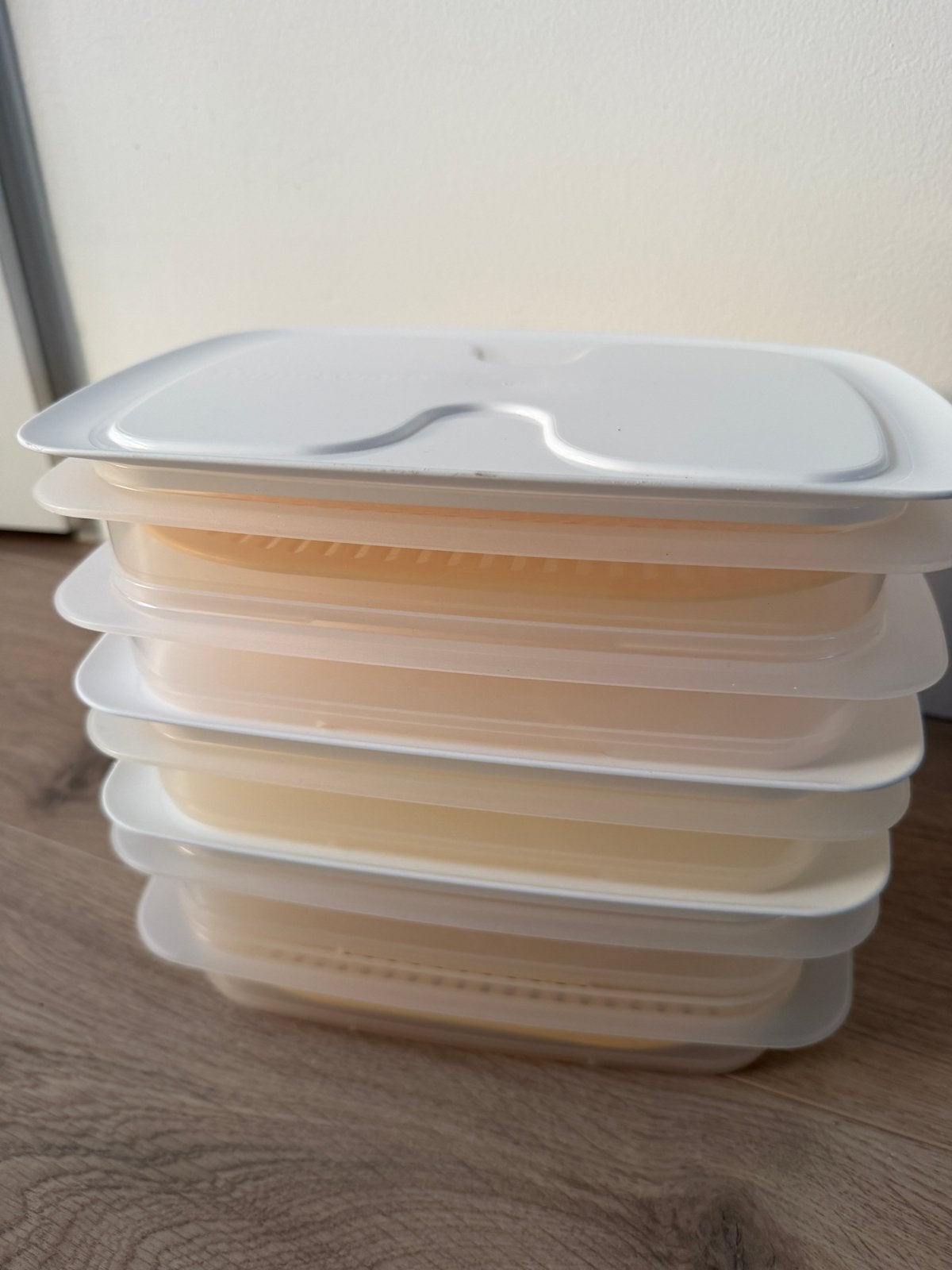 Tupperware vershoudbakjes voor vlees/kaas, Gebruikt, Overige kleuren, Bewaardoos, Ophalen of Verzenden