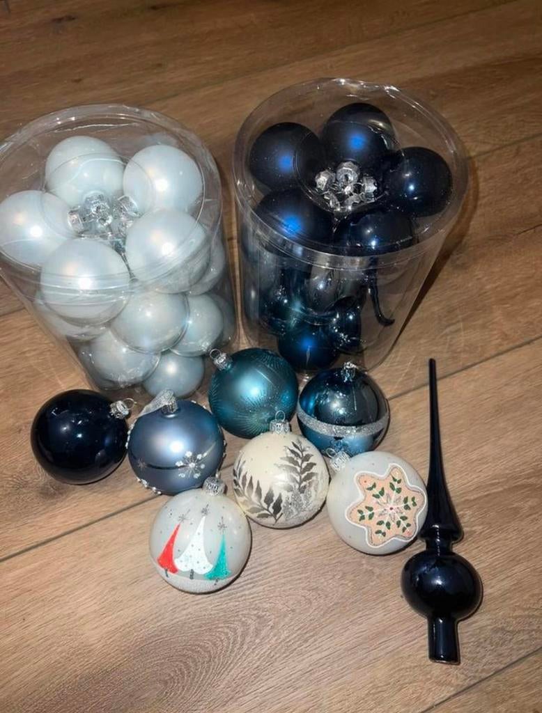Kerstballen en piek blauw, Diversen, Kerst, Ophalen of Verzenden, Zo goed als nieuw