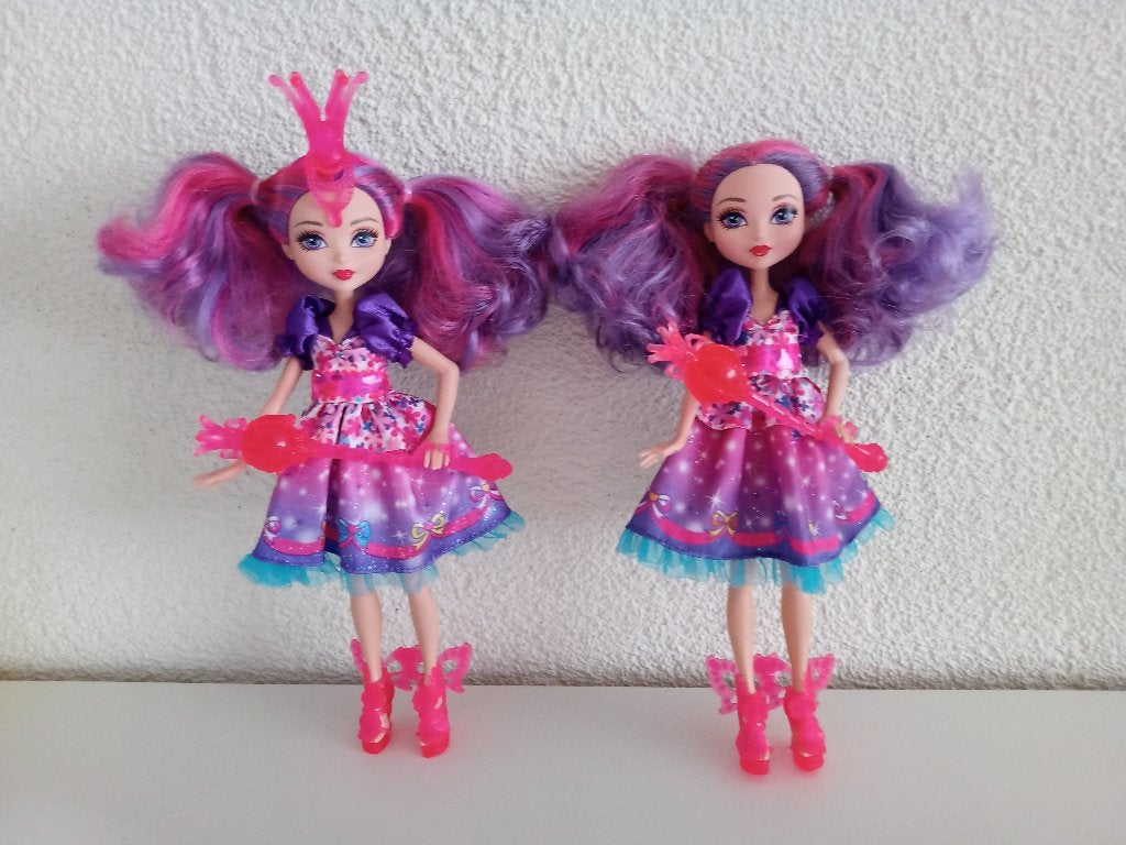 2 x MALUCIA uit de film Barbie en de Geheime Deur