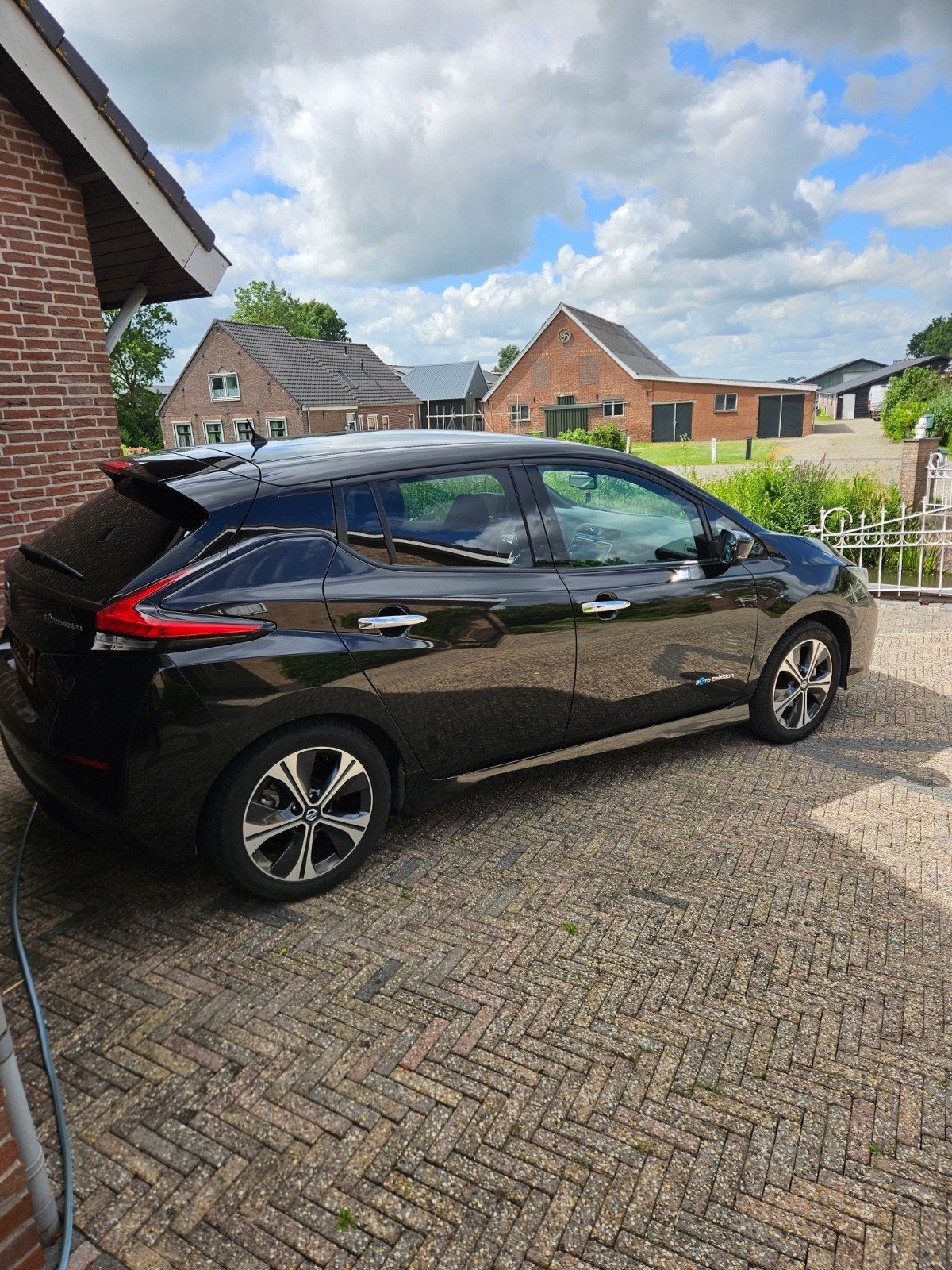 Nissan Leaf Electric 40kWh 2018 Zwart, Auto's, Nissan, Stof, Zwart, Zwart, Origineel Nederlands
