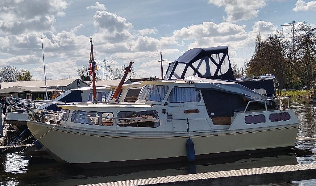 Amuletvlet, Watersport en Boten, Motorboten en Motorjachten, Gebruikt, Binnenboordmotor, Diesel, 42 pk