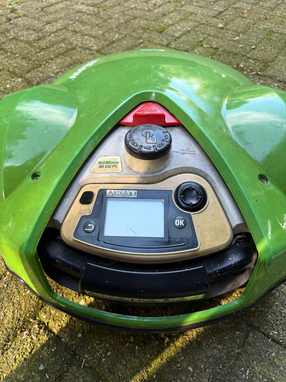 Foto 2 van Viking iMow MI 632 PC Robotmaaier - Gebruikt