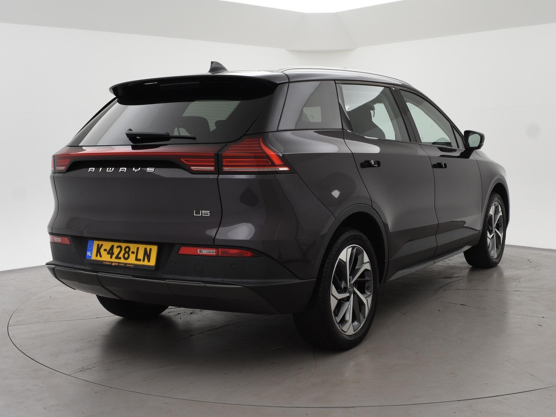 Aiways U5 63kWh PREMIUM + PANORAMA SCHUIFDAK | STOELVERW. |, Auto's, Aiways, U5, Gebruikt, Overige kleuren, 63 kWh