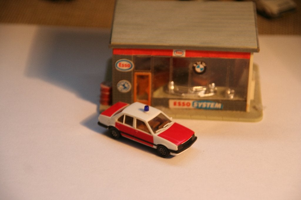 HERPA 1:87, Opel Ascona C Politie (24), Ophalen of Verzenden, Zo goed als nieuw, Auto, Herpa