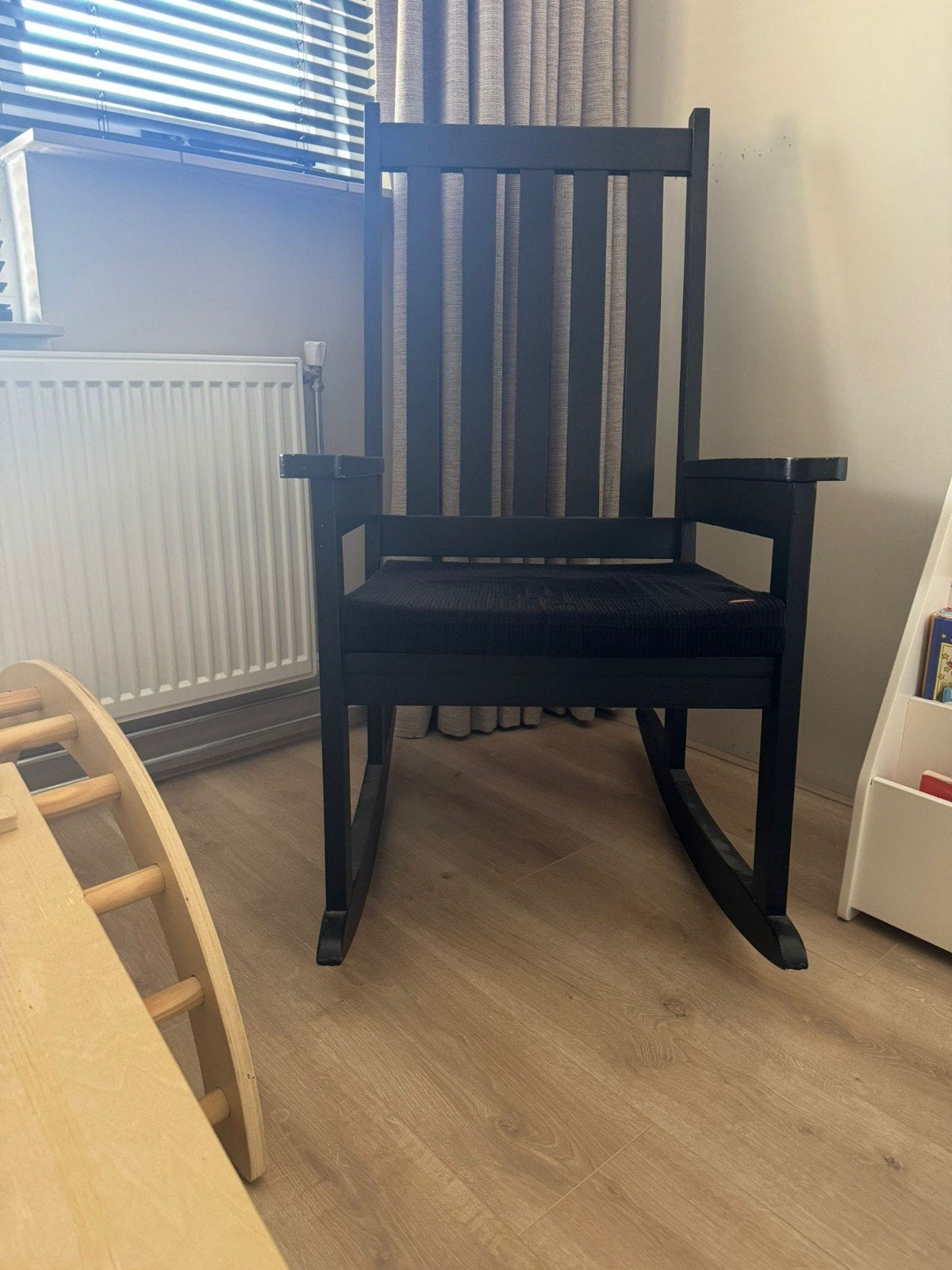 Schommelstoel, Huizen en Kamers, Op zoek naar een kamer