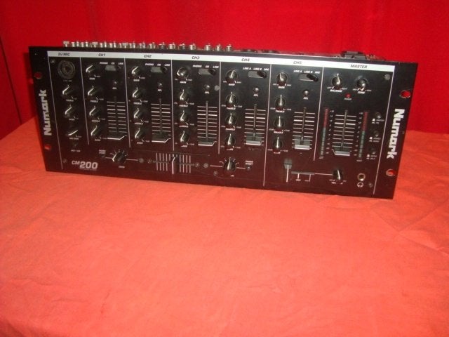 Gebruikt: Numark CM-200 DJ mixer, 20260435, NUMARK, Mteurope@outlook.com, MTE, Gebruikt